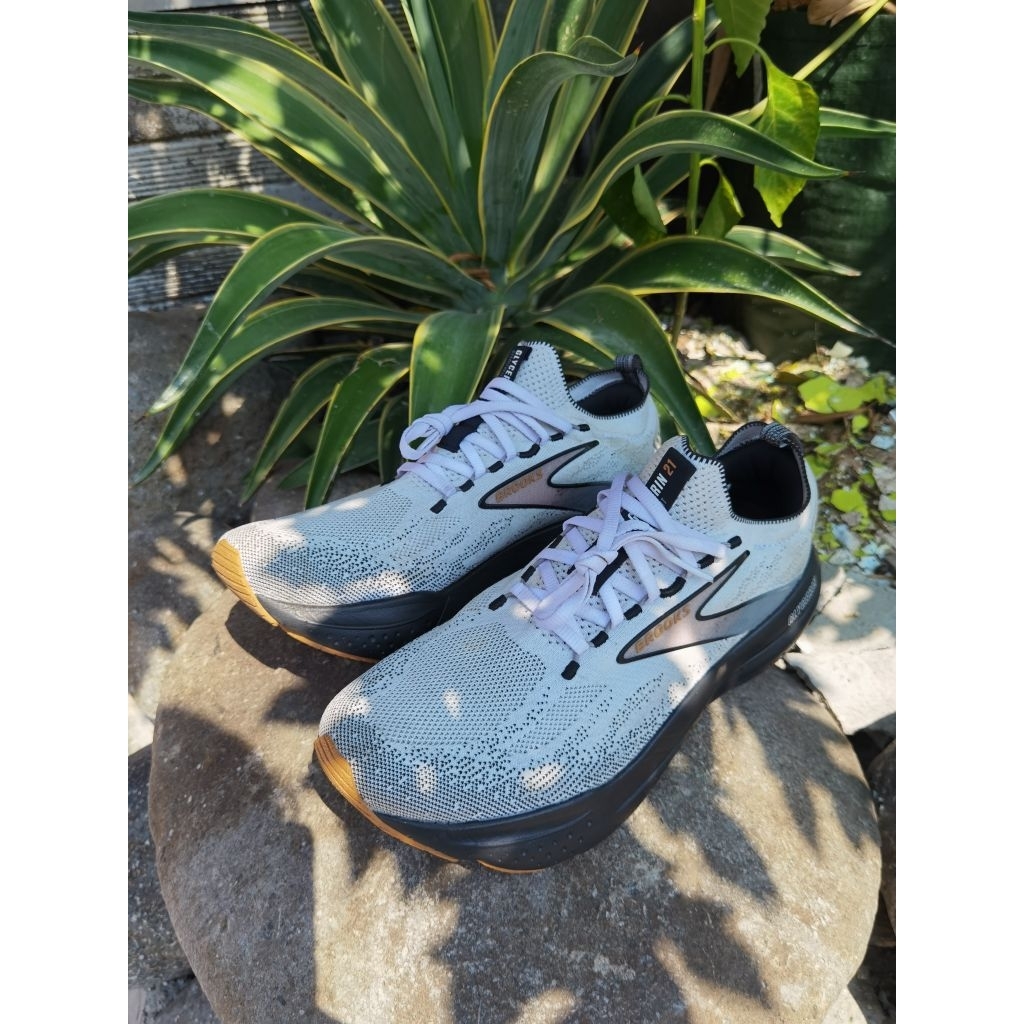 Brooks Glycerin Stealthfit 21