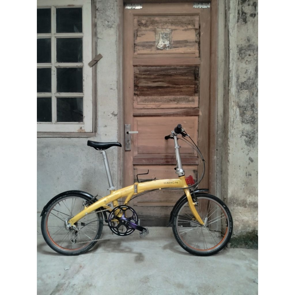 Sepeda lipat dahon Mu 8 spees