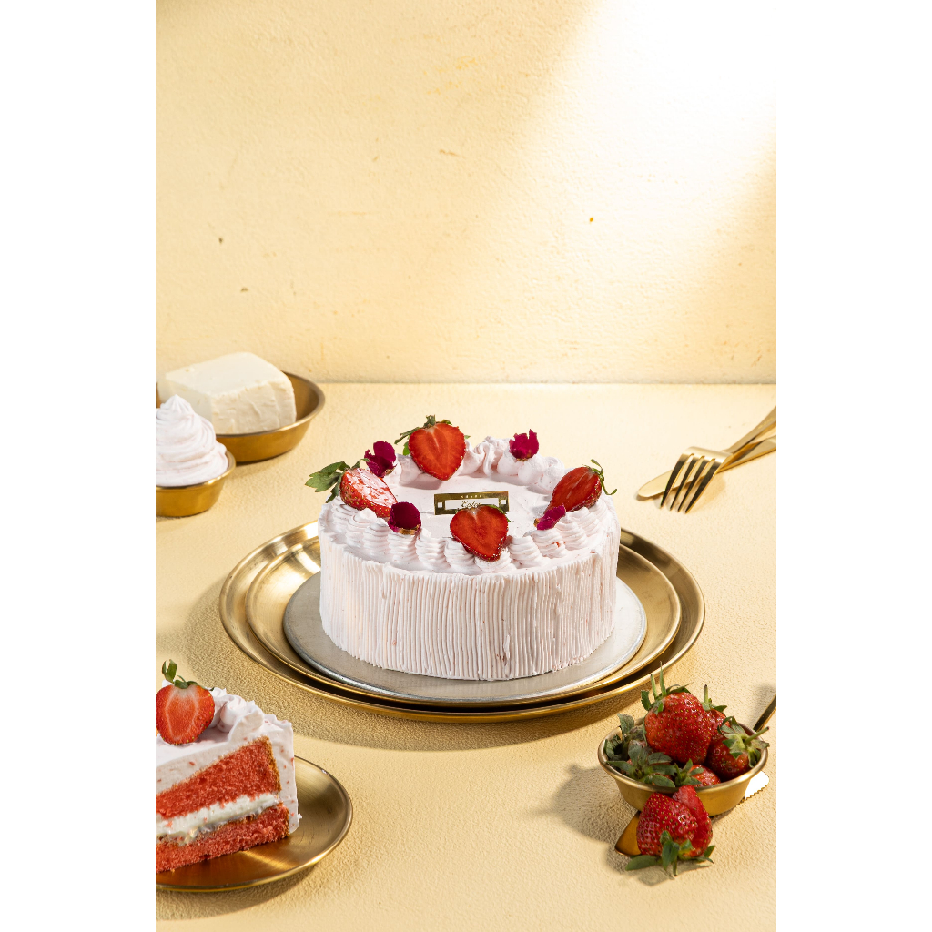 Strawberry Cream Cheese Cake