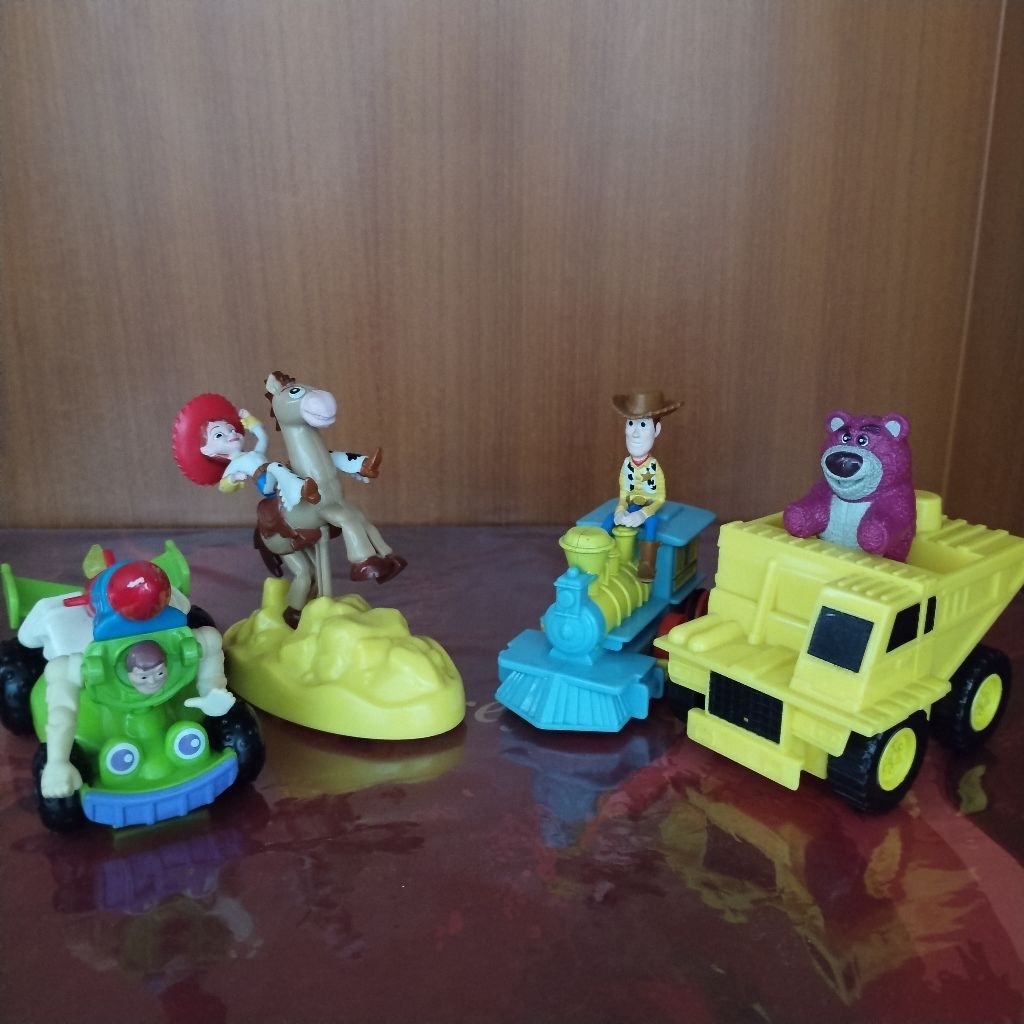 [Preloved] Mainan Toy Story set