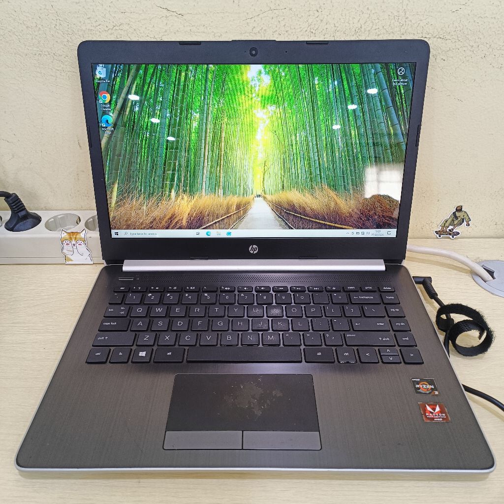 HP 14 cm0008A (2023) AMD Ryzen 3 2200U Ram 8/128 SSD (97945)