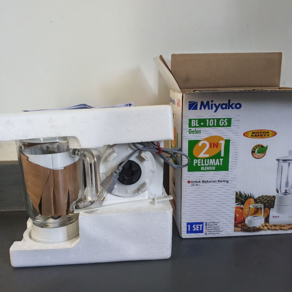 preloved Miyako BL-101GS 2in1 pelumat blender makanan kering