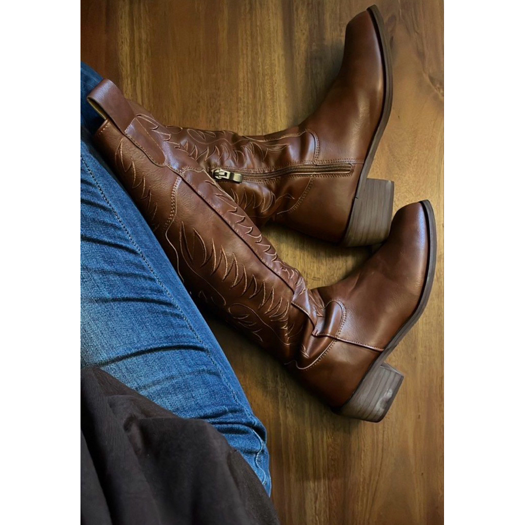 Retro Embroidered Cowboy Boots