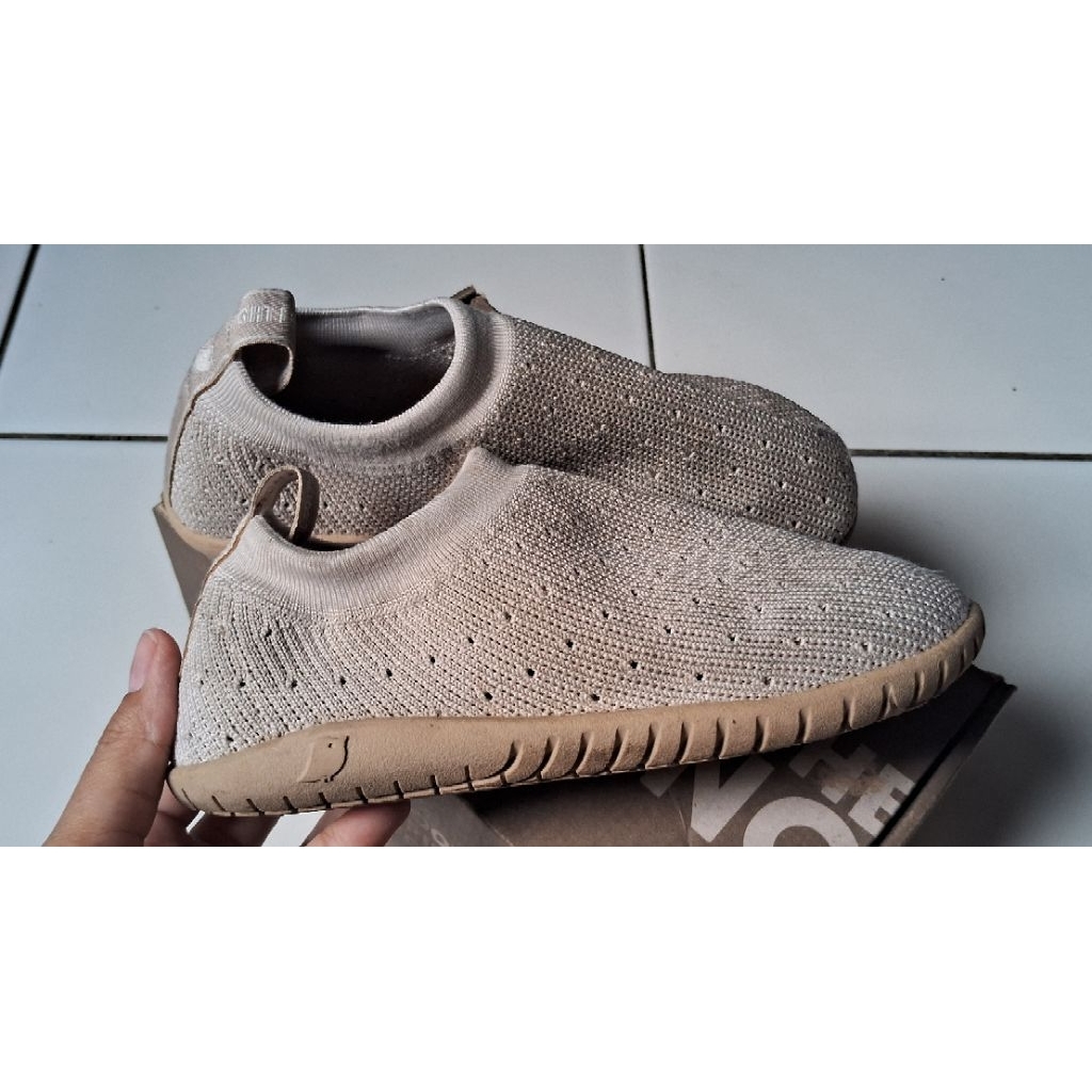 Preloved Pyopp Gallop Grey 32