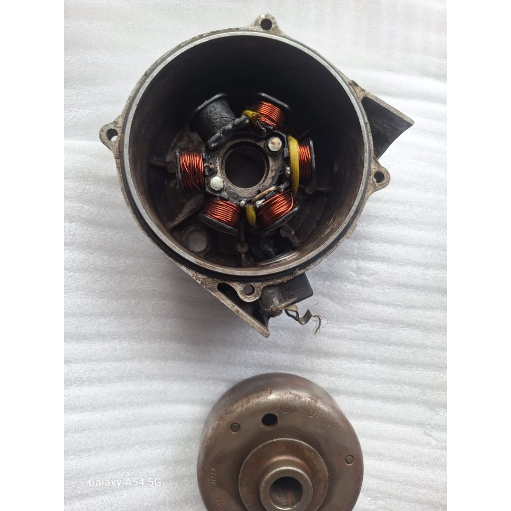 Blok Bak Magnet Spul Gl 100 Cdi Bekas Original
