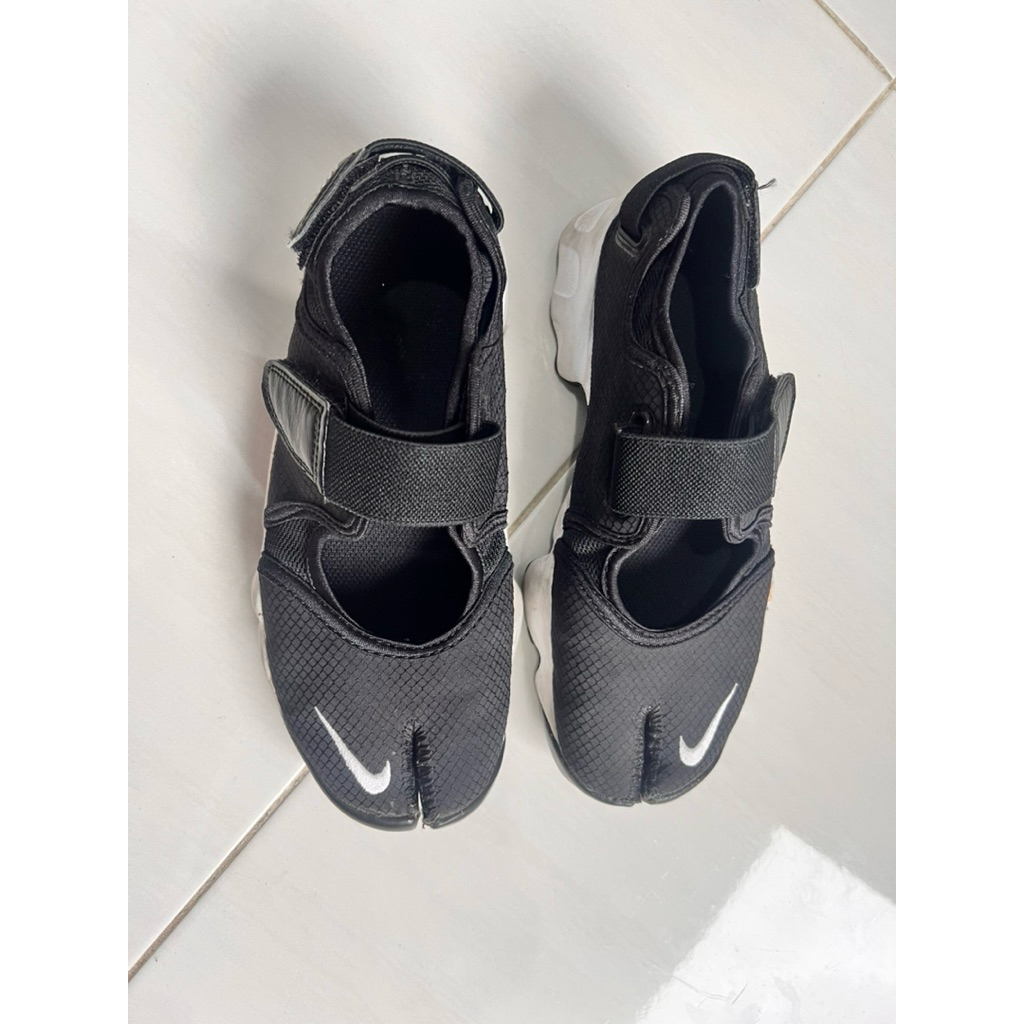 preloved Nike Air Rift