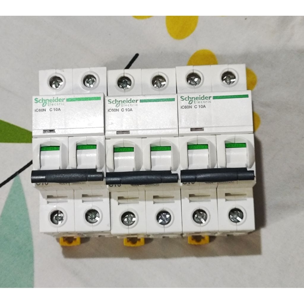 MCB Schneider Electric IC60N