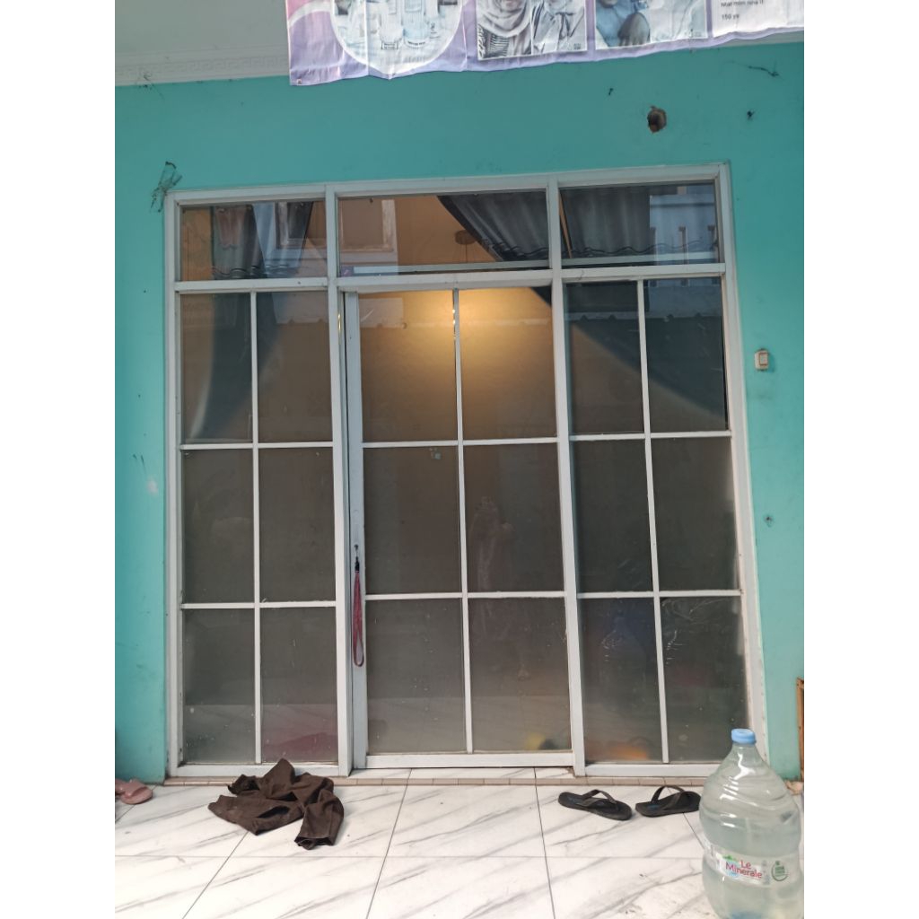 pintu kaca sleding