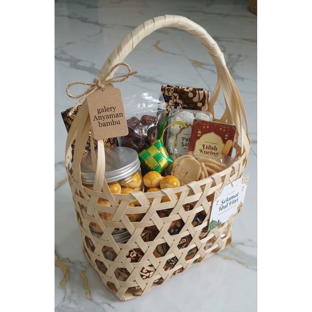 KERANJANG BUAH TAS KERANJANG ROTAN ANYAMAN BAMBU / KERANJANG PARCEL TAS SOUVENIR / KERANJANG  ANYAMA
