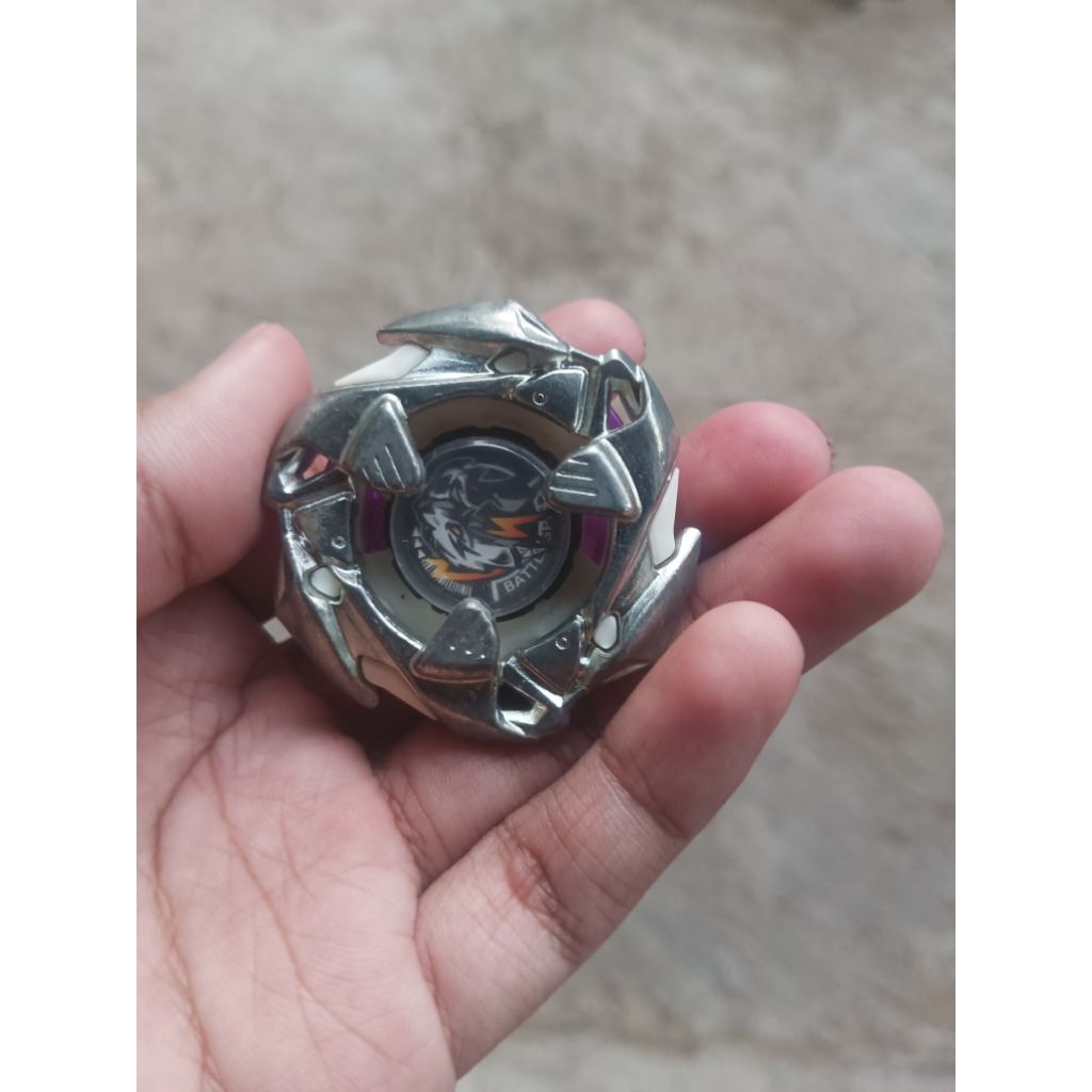 Beyblade X Weiss Tiger bekas kw