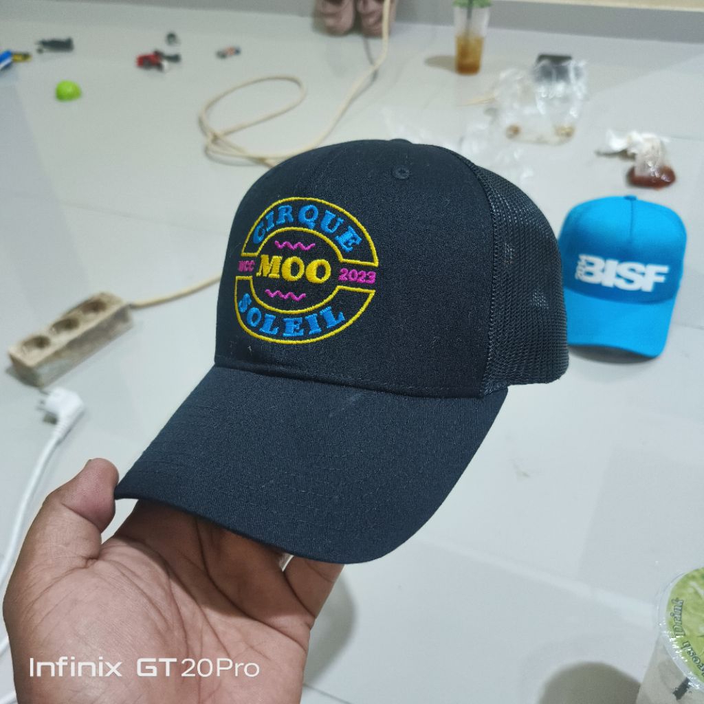 TOPI MESH BACK CLASSICS YUPOONG ORIGINAL