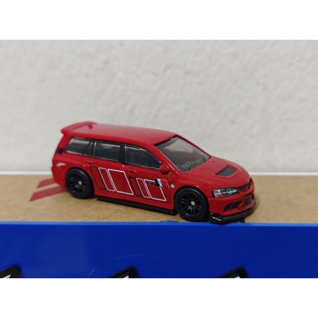 Hotwheels Mitsubishi lancer wagon