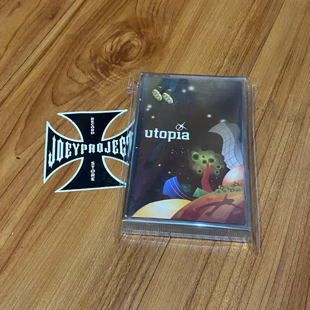 kaset utopia - self tittled