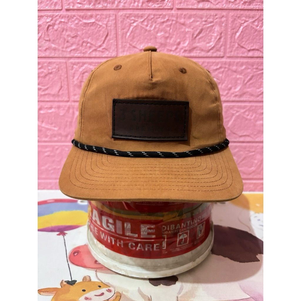 Topi snapback visor pendek vispen second/bekas