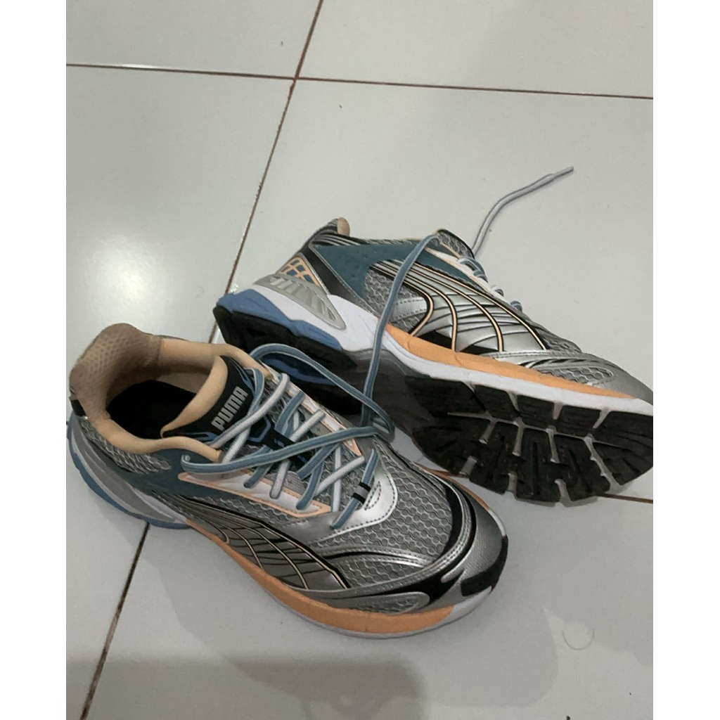 Preloved Puma Velophasis size 43