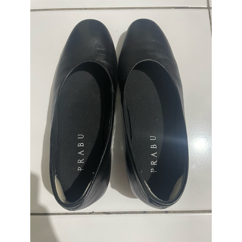 Sepatu Prabu Elia Black