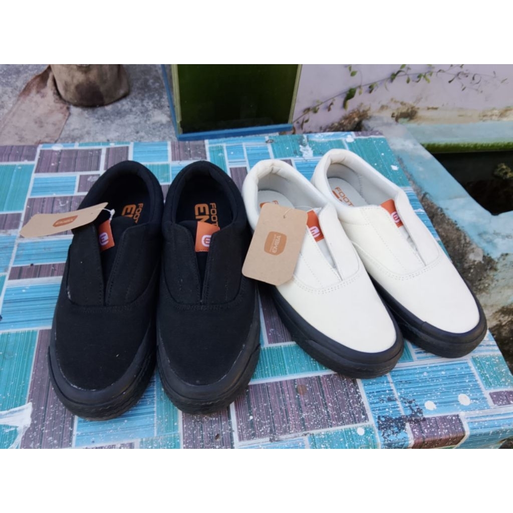 sepatu emba