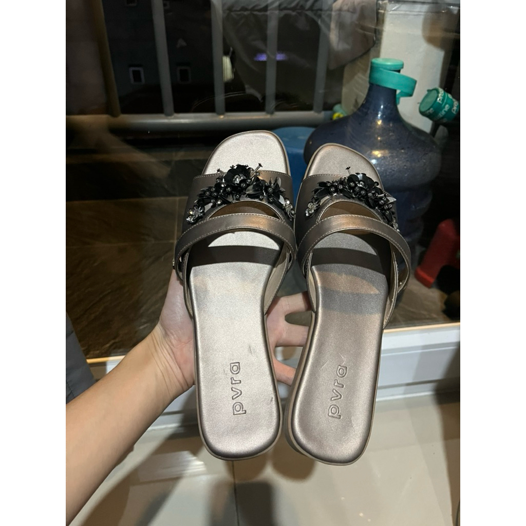 PRELOVED PVRA SANDAL