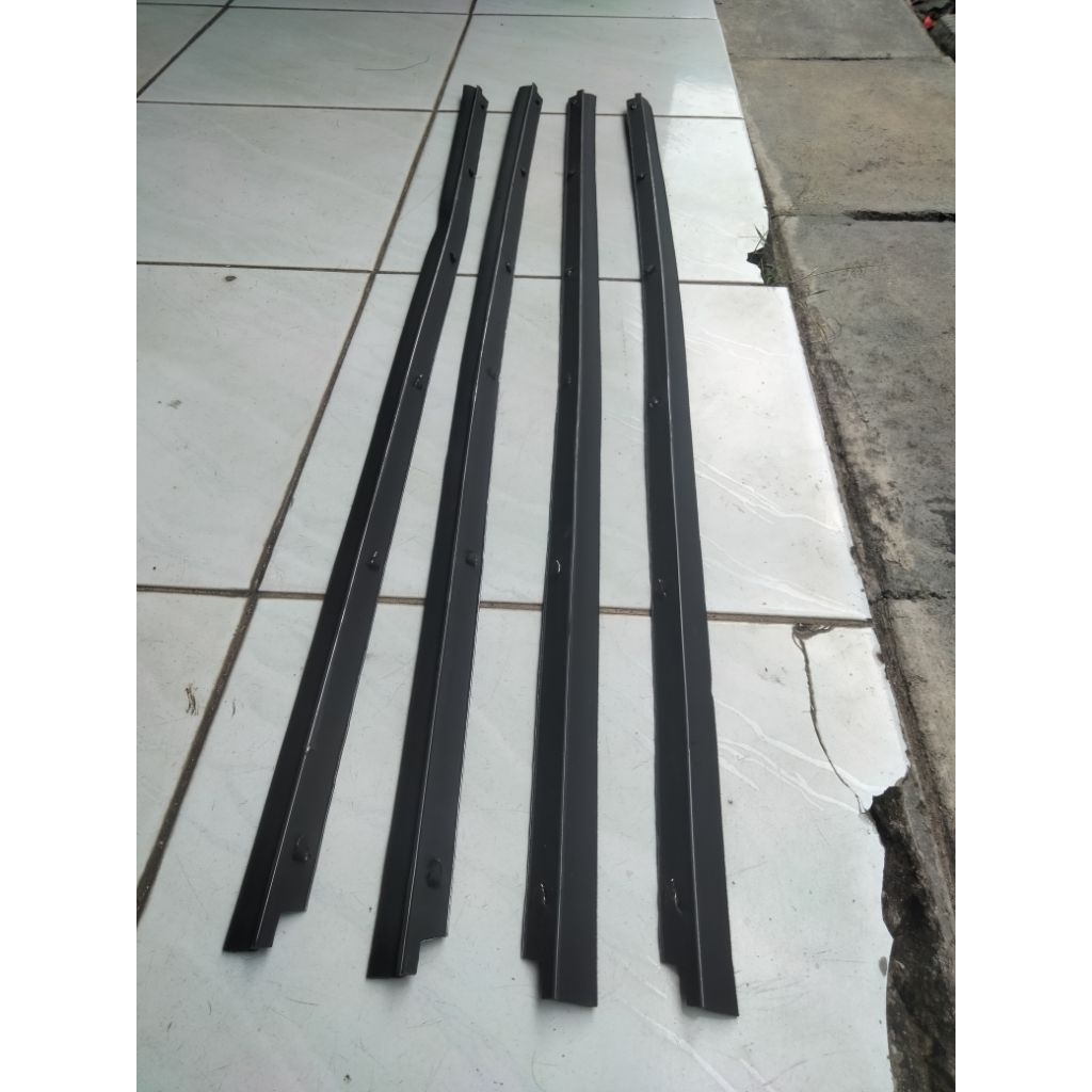 Plipit dalam Avanza lama tahun 2006-2011