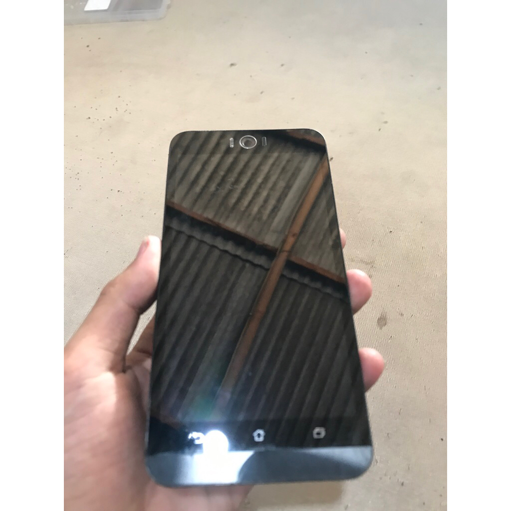 part Asus z00UDC