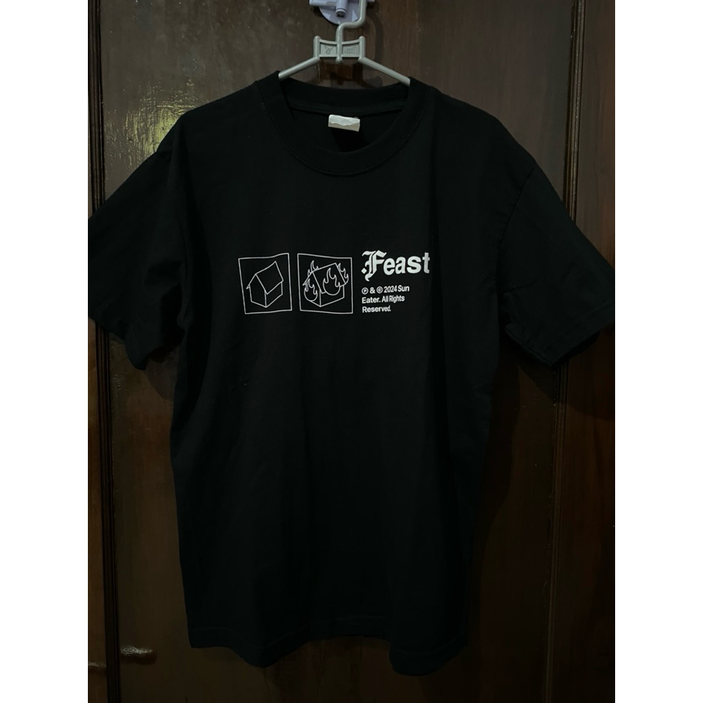 .Feast Membangun & Menghancurkan Surabaya