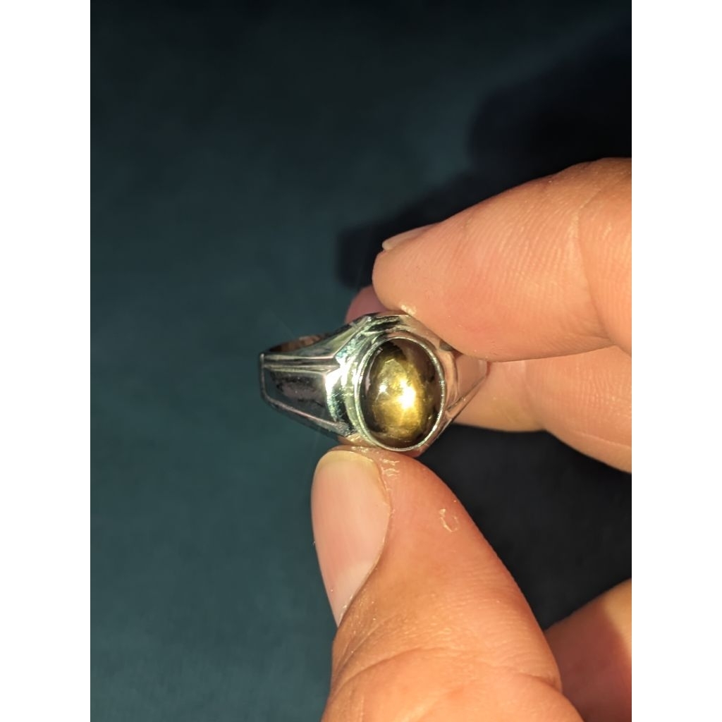 BLACK STAR SAFIR THAILAND ( Star Golden )