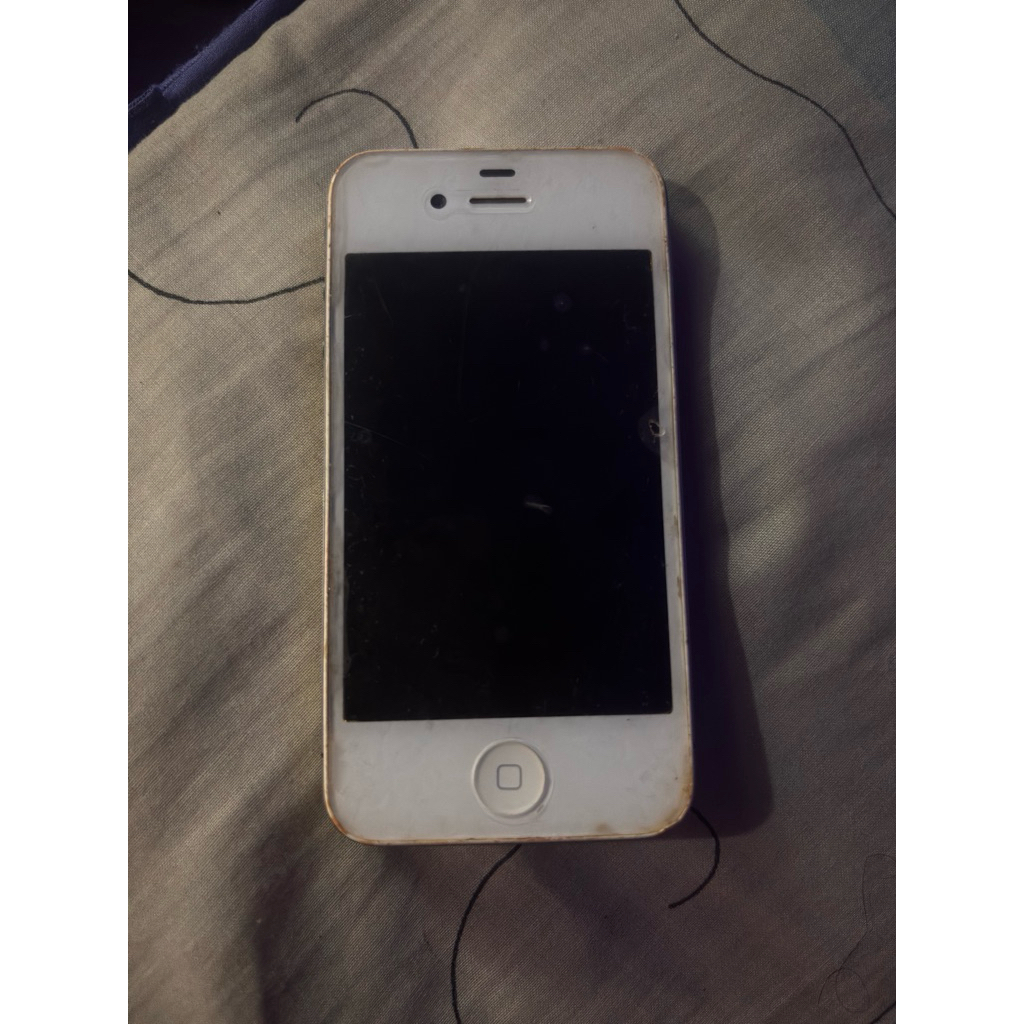 Iphone 4 Jadul Buat Kolektor HP