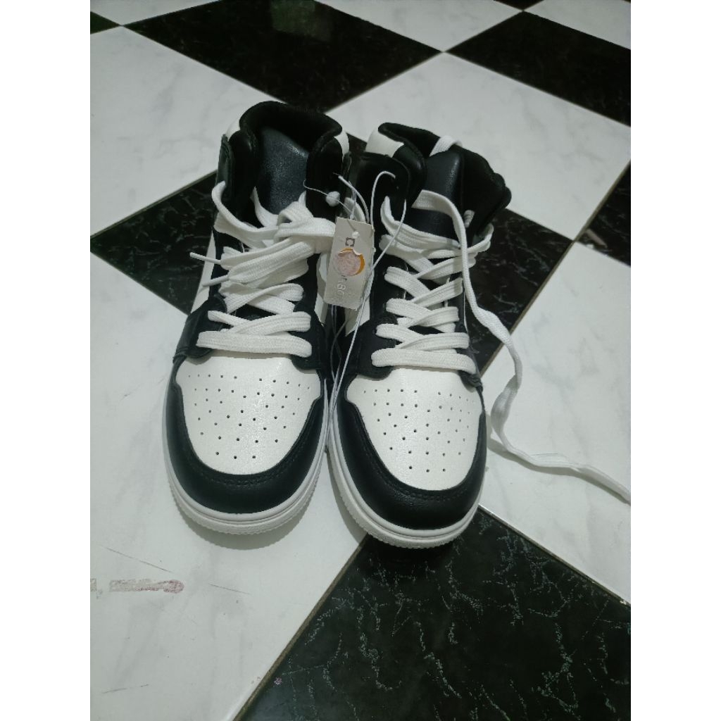 Sepatu Colorbox size 38