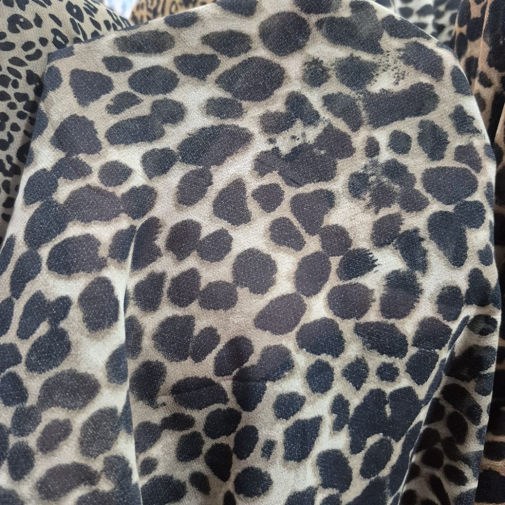 kain sifon motif-kain sifon motif macan premium-kain chiffon motif macan garment import