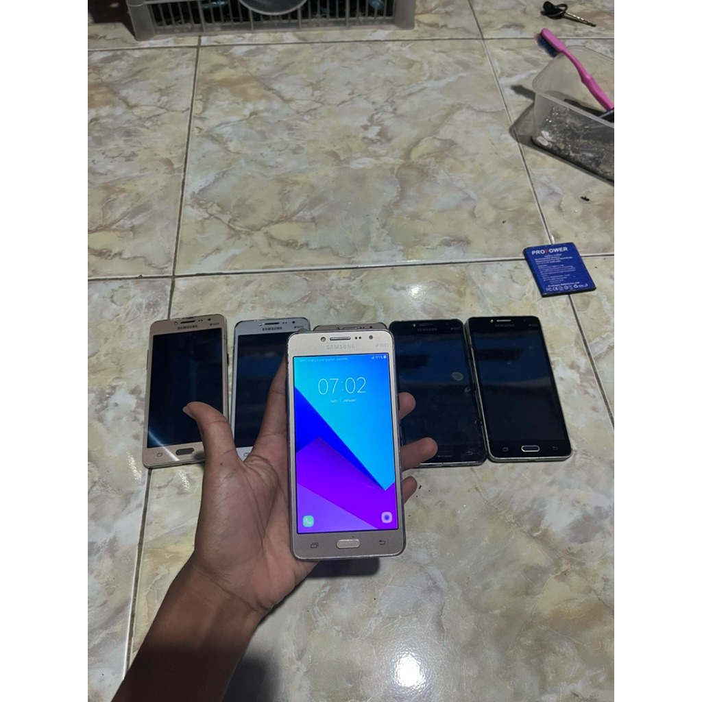 HP SAMSUNG GALAXY J2 PRIME SECOND SIAP PAKAI 100% BERFUNGSI SEMUANYA // BISA COD