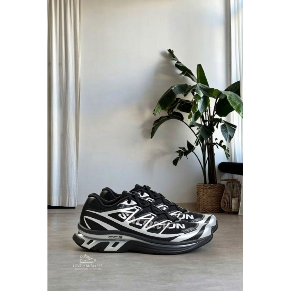 Sepatu Sneakers Pria Salomon MM6 Margiela Black Silver