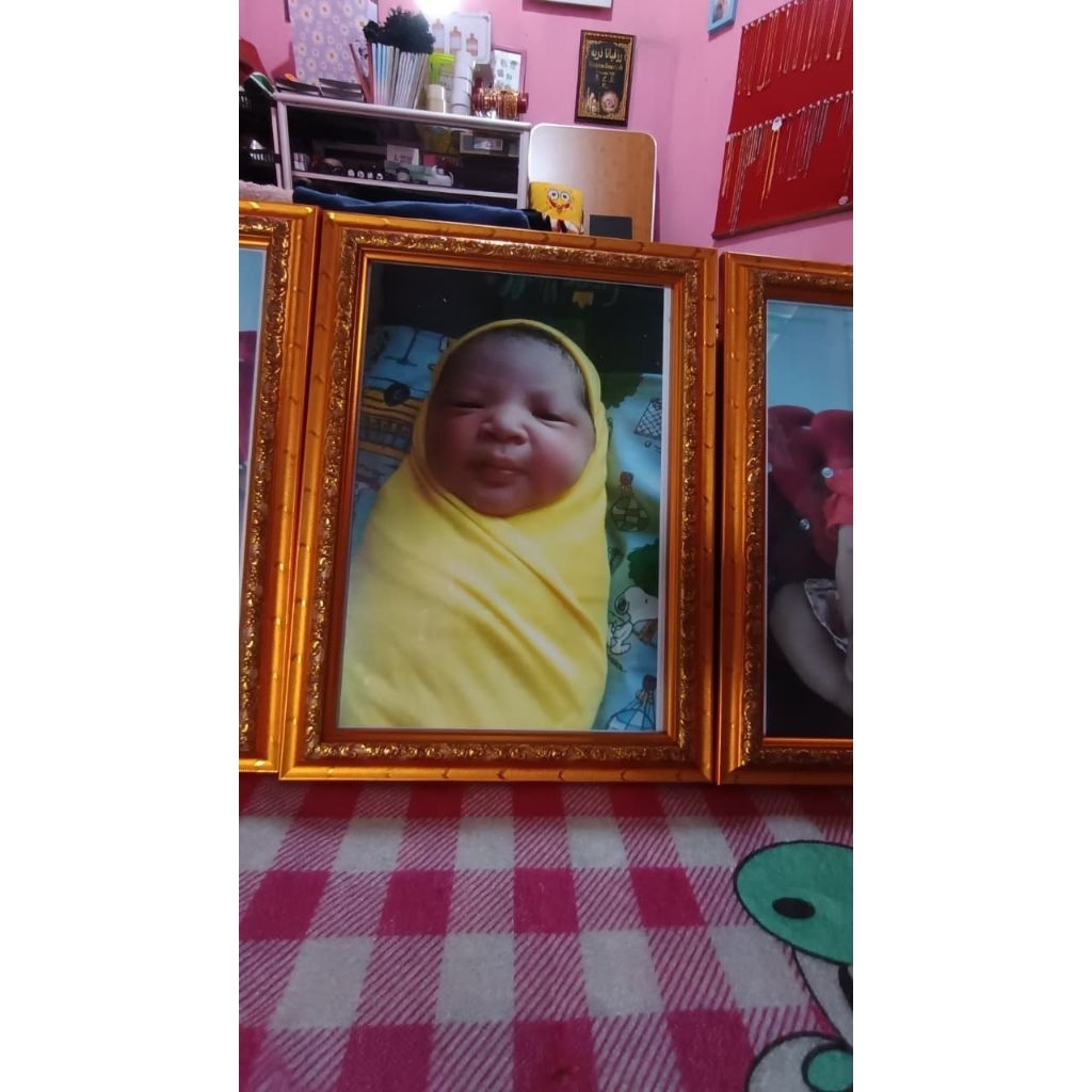 Bingkai+Cetak Foto 12R