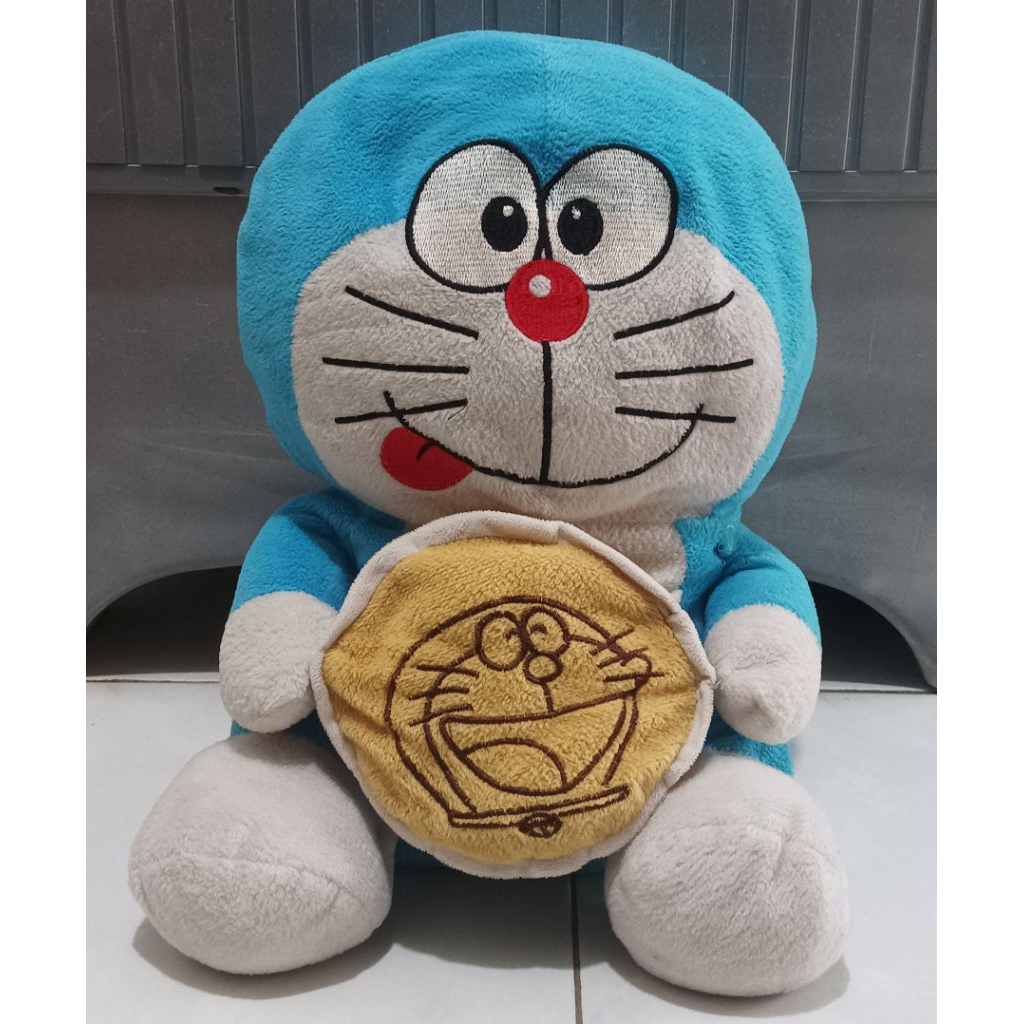 Boneka Doraemon Besar dengan dorayaki Lucu dan imut