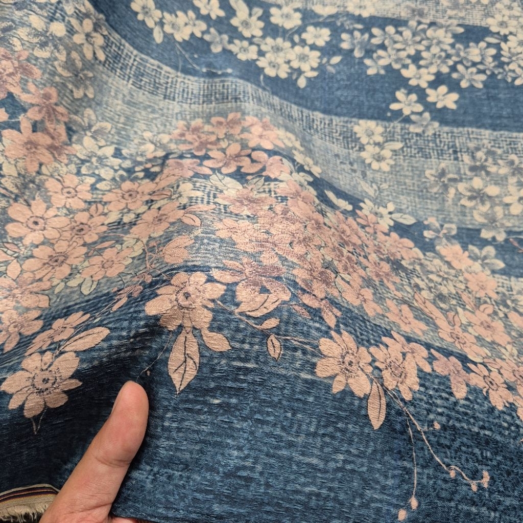 Kain Silk Embos Doby Premium Motif  - Kain Silk Embos Garment Motif - Harga Tertera 0,5 Meter