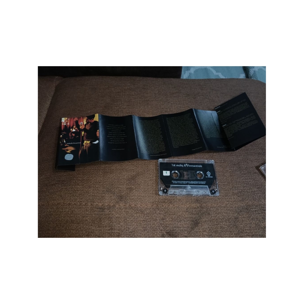 KASET PITA MALIQ & D'ESSENTIALS 1st