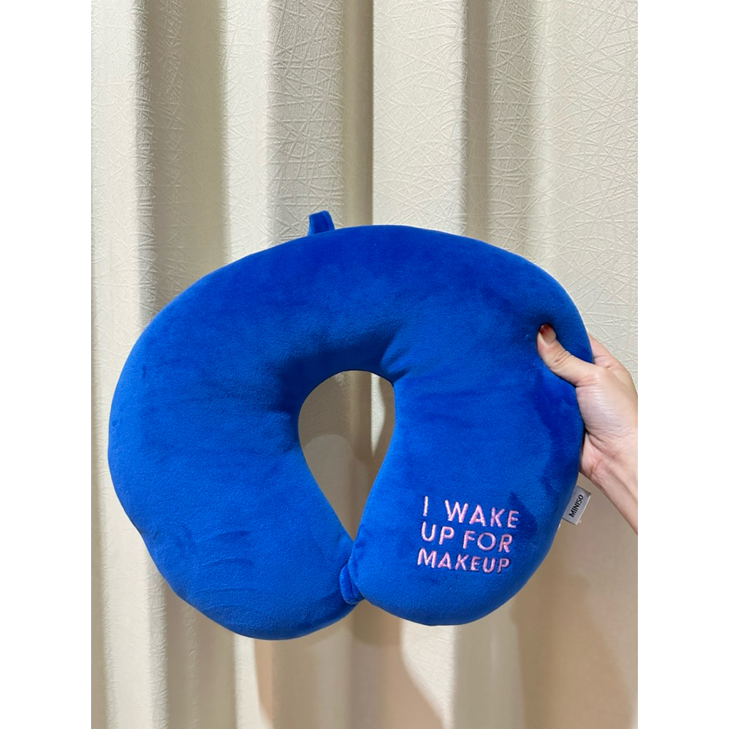 bantal leher Miniso