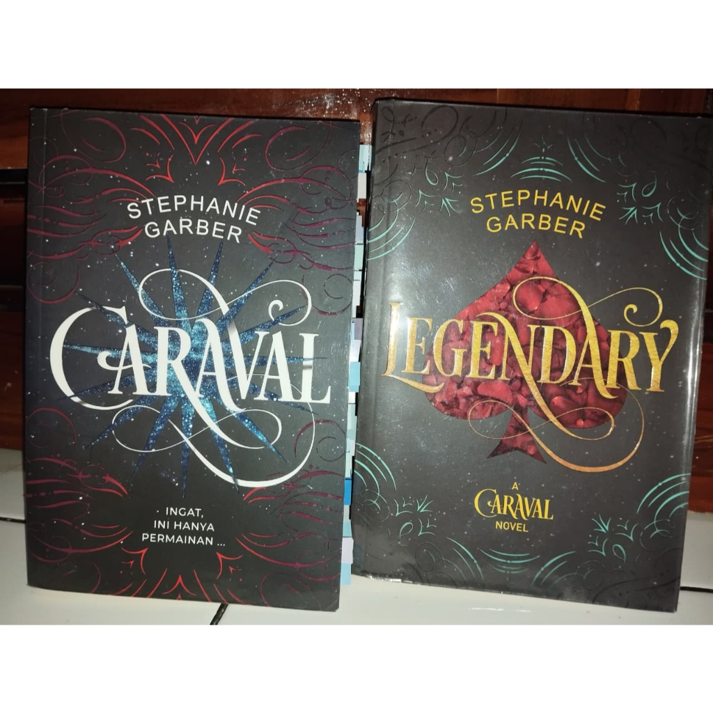 (READY) PRELOVED NOVEL ORIGINAL CARAVAL SERIES (CARAVAL & LEGENDARY)