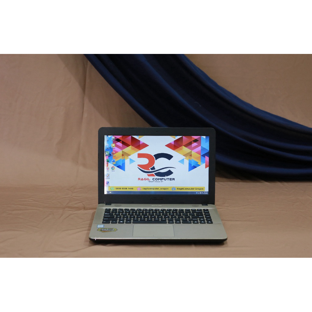 Laptop Asus X441U Second