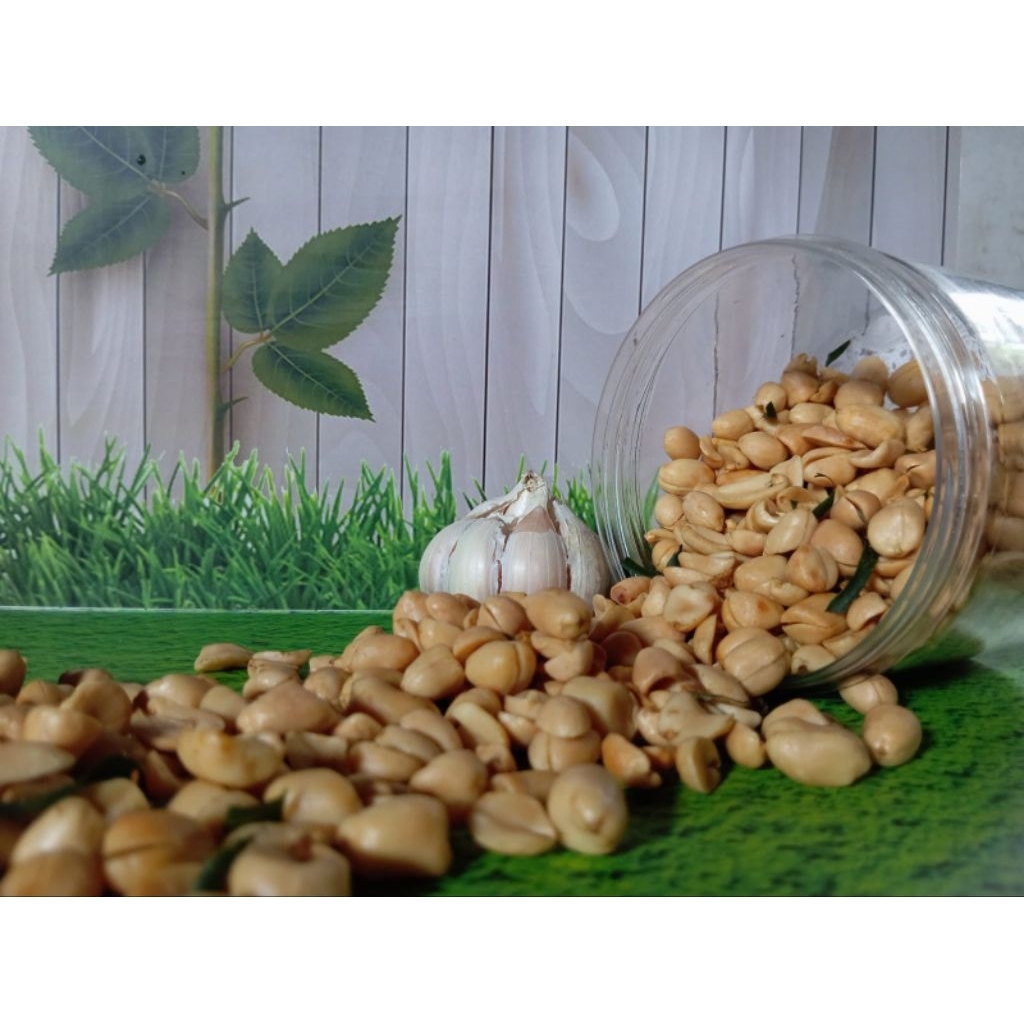 kacang bawang lezat, gurih dan renyah 1000 g(1kg)