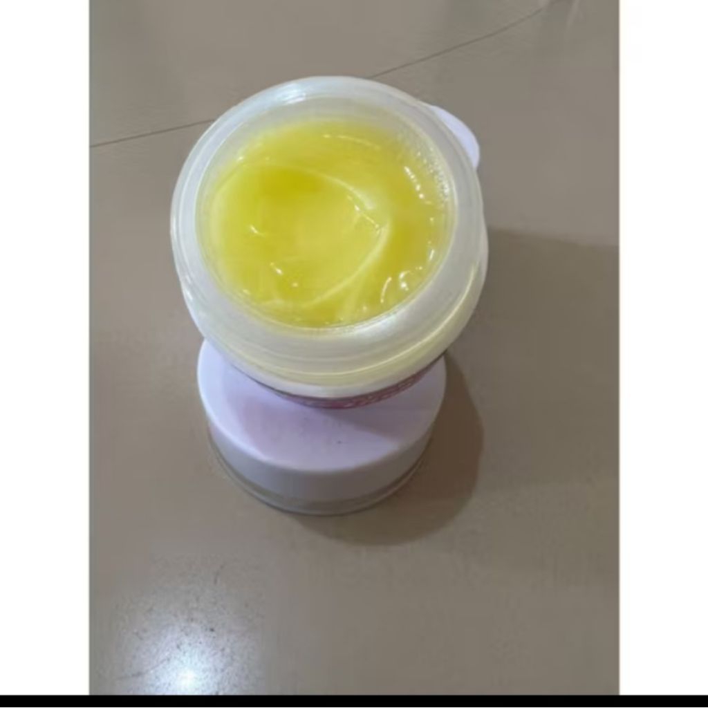 Krim Malam Flek Hitam - Perawatan Wajah Kusam, Flek Hitam, dan Kerutan