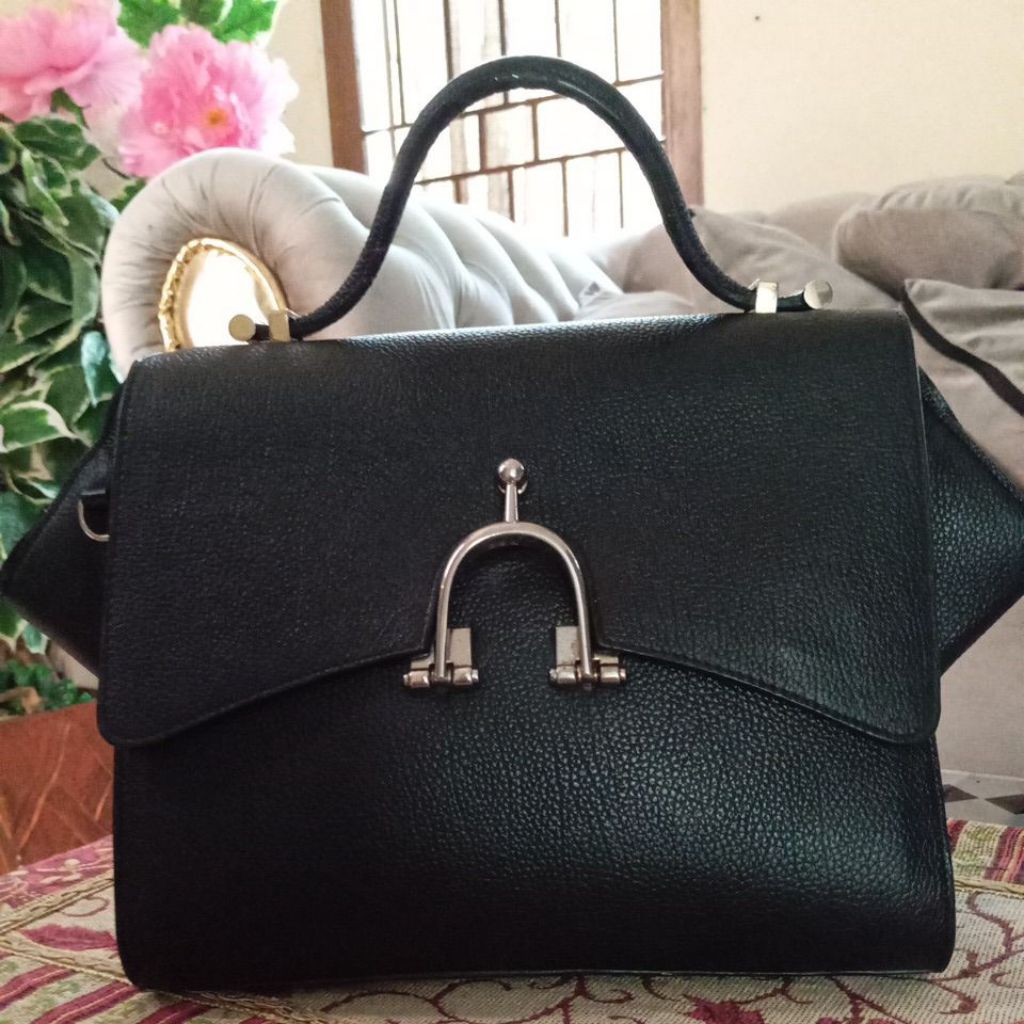 tas kremess kulit gajah tebal,zipper riri,tampilan mewah