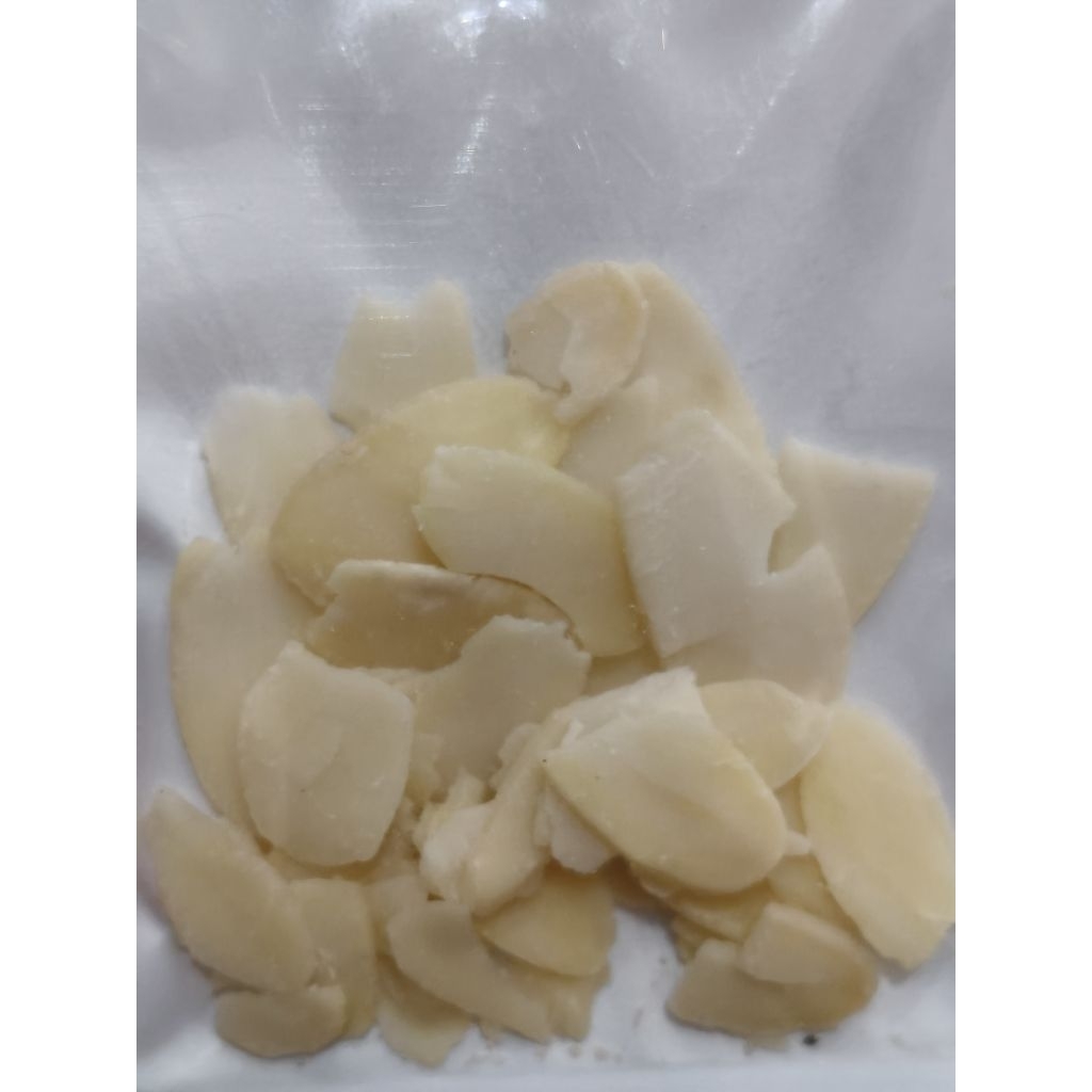 Snack kacang Almond Hamster, sugarglider