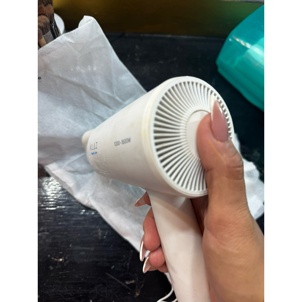klaz hair dryer preloved