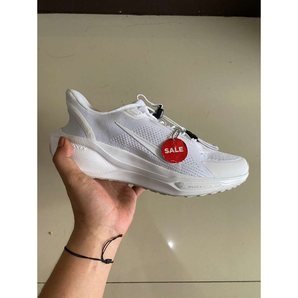 Sepatu Running NK Pegasus EasyOn