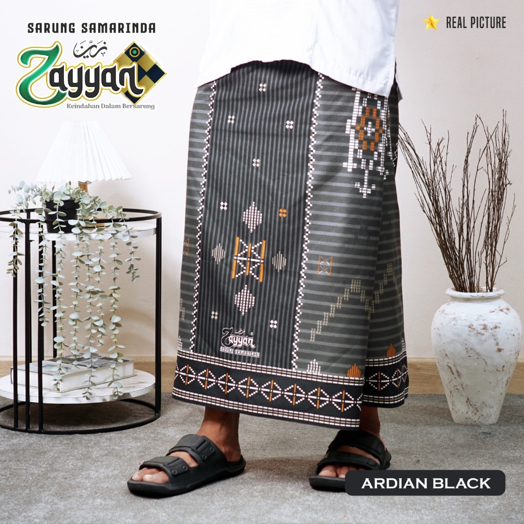 CUCI GUDANG Sarung Samarinda JUMBO ( 117 x 100 cm ) ( Ardian ) HALUS dan WANGI / Sarung Pria Muslim