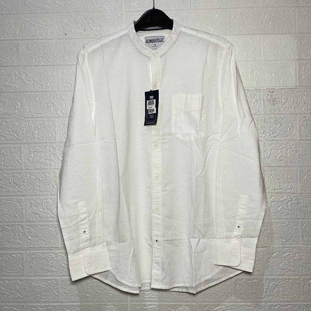 kemeja koko pria putih bombboogie original 24777B50W