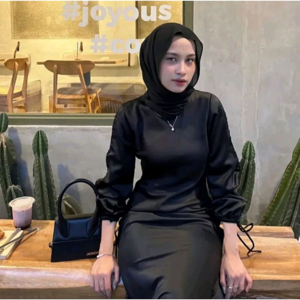 Dress Satin Silk Serut Gamis Satin Silk Lengan Serut Long Gamis Lengan Serut Dress Bridesmaid