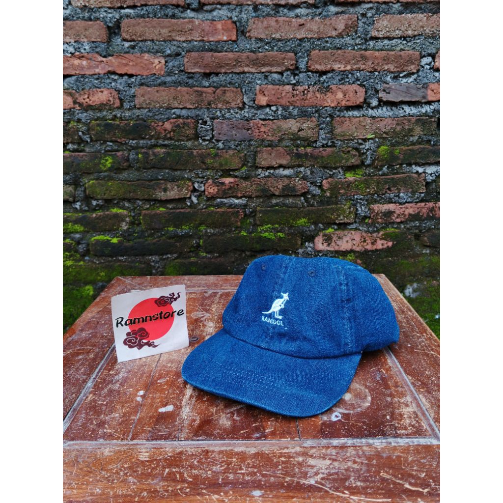 topi kangol denim