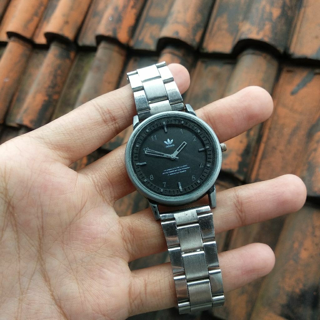 JAM TANGAN Adidas