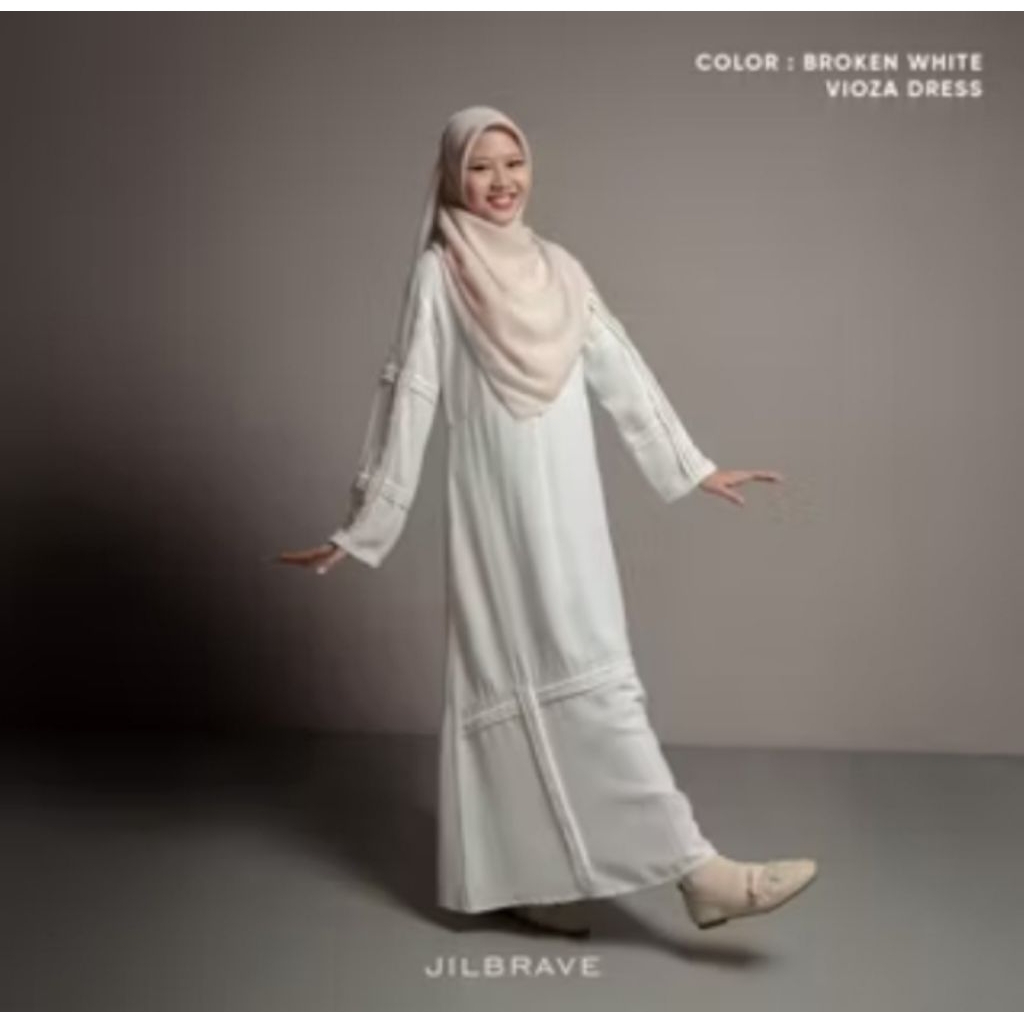DRESS_VIOZA_BY_JILBRAVE_WARNA_BROKEN_WHITE_SIZE_M